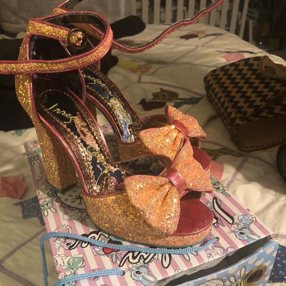 Irregular choice flaming June pink bow heel